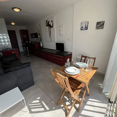 2 Couchages Cap D'agde Naturisme Cn060-j301 *