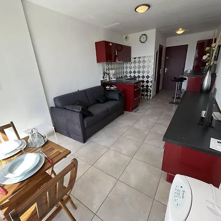 2 Couchages Cap D'agde Naturisme Cn060-j301